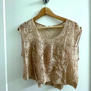 Beige Lace crop top - loose fit